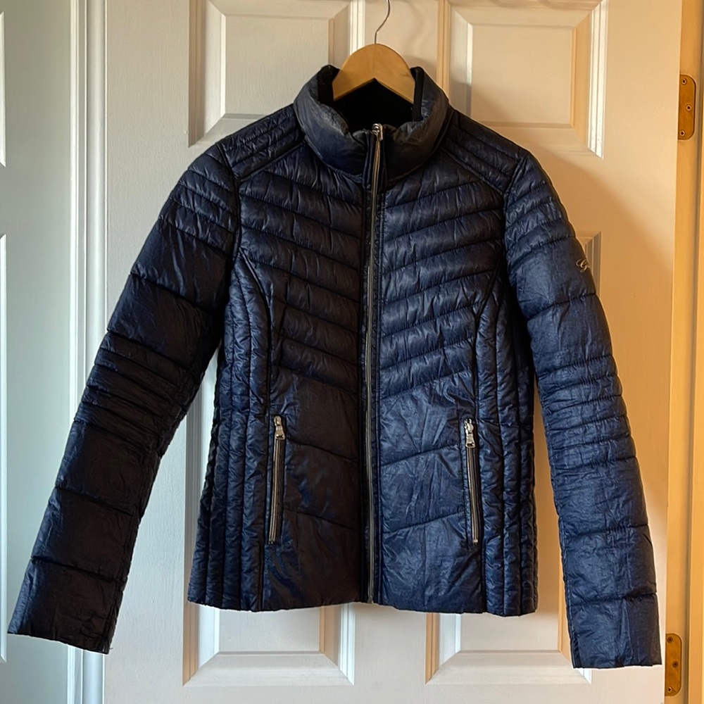 EUC Guess reversible puffer coat (M)